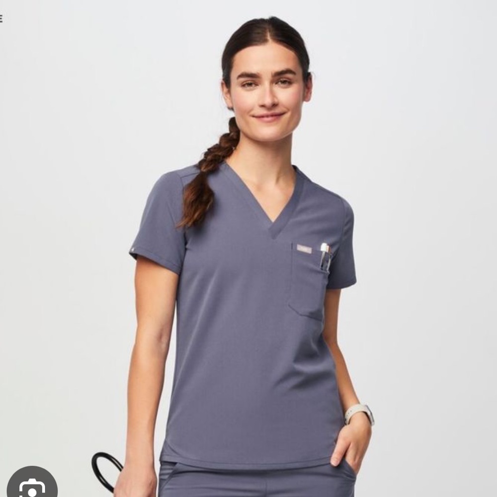 Figs Catarina one pocket scrub top. Size medium. Worn once. Color: Space Navy